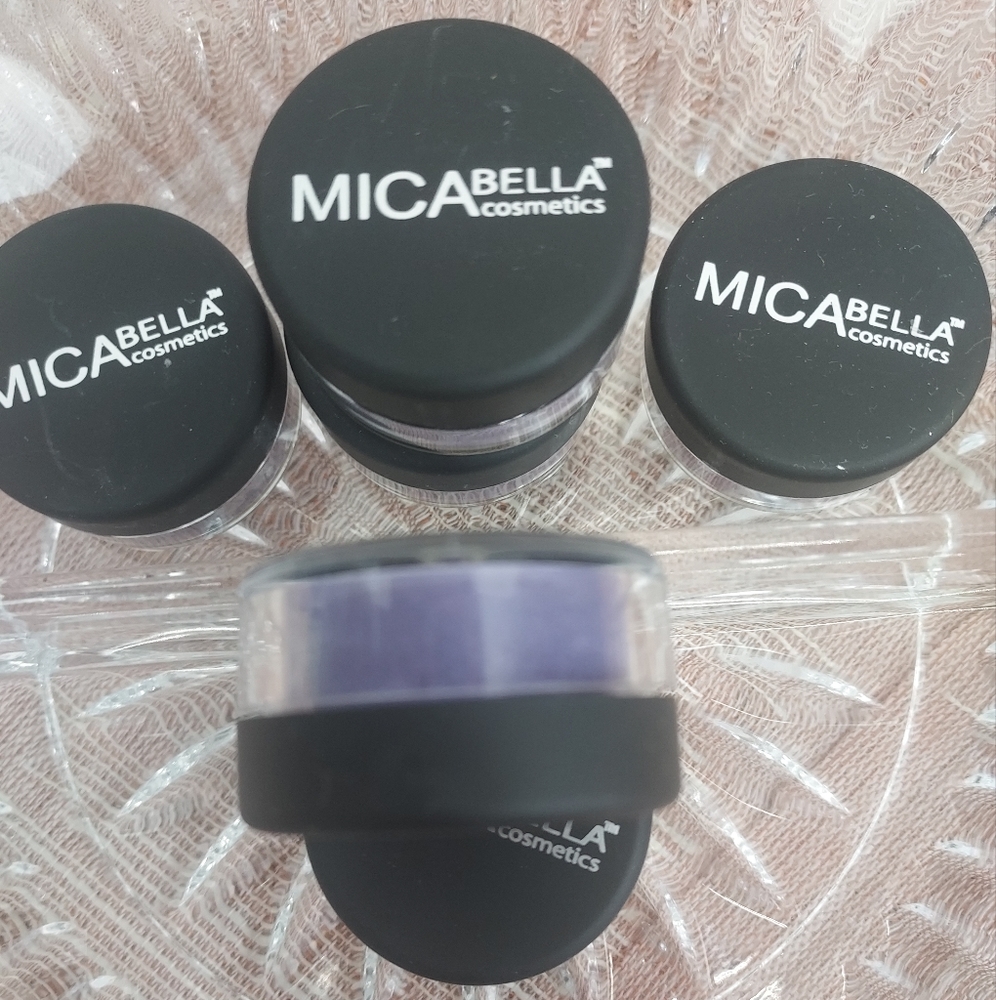 1 New 1 .1oz. Mica bella cosmetics eyeshadow